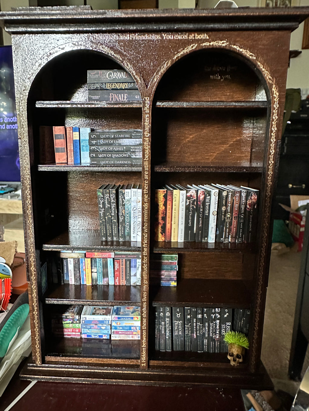 Miniature 1:12 scale Bookcase: Style 3
