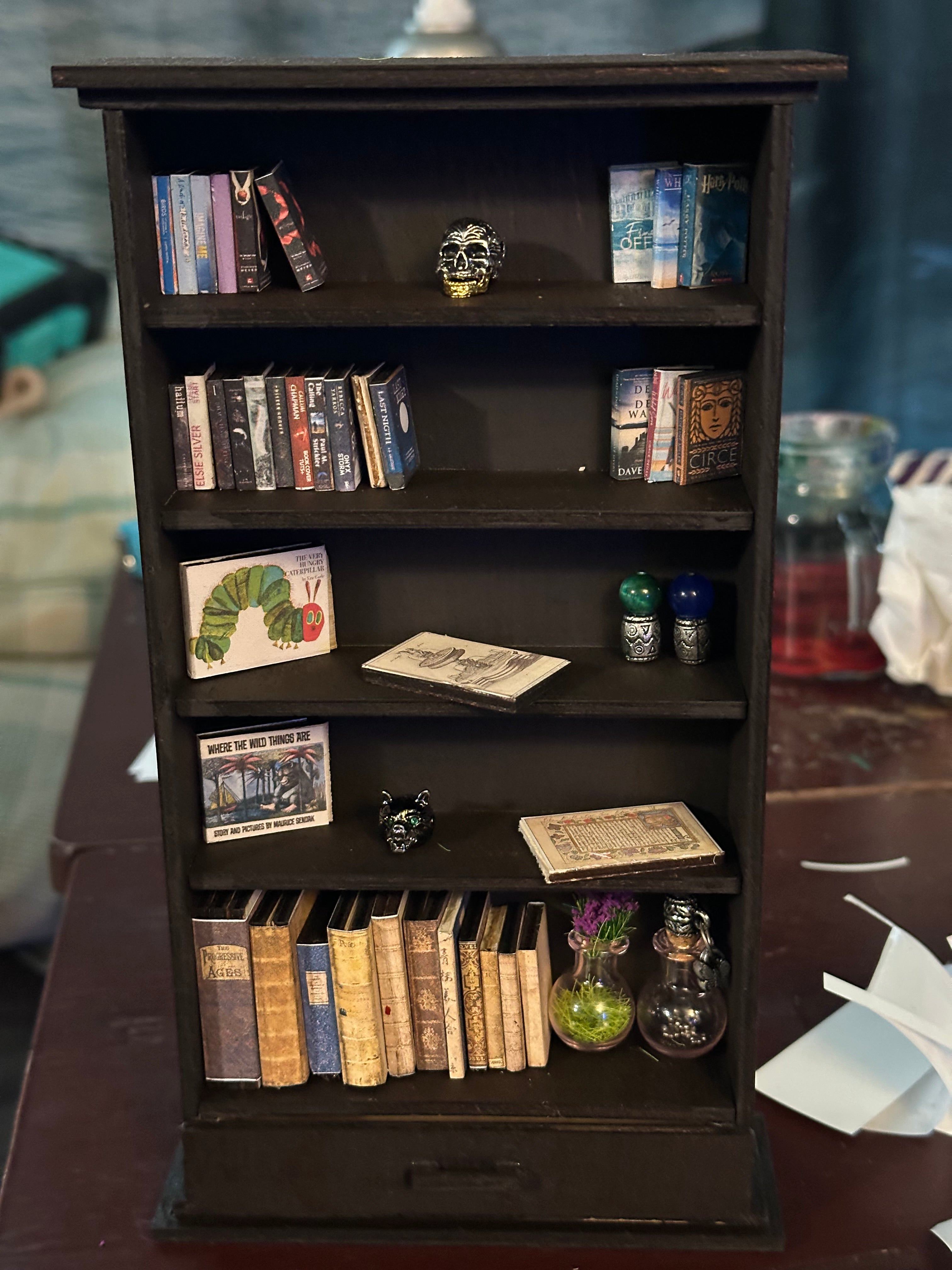 Miniature 1:12 scale Bookcase: Style 3