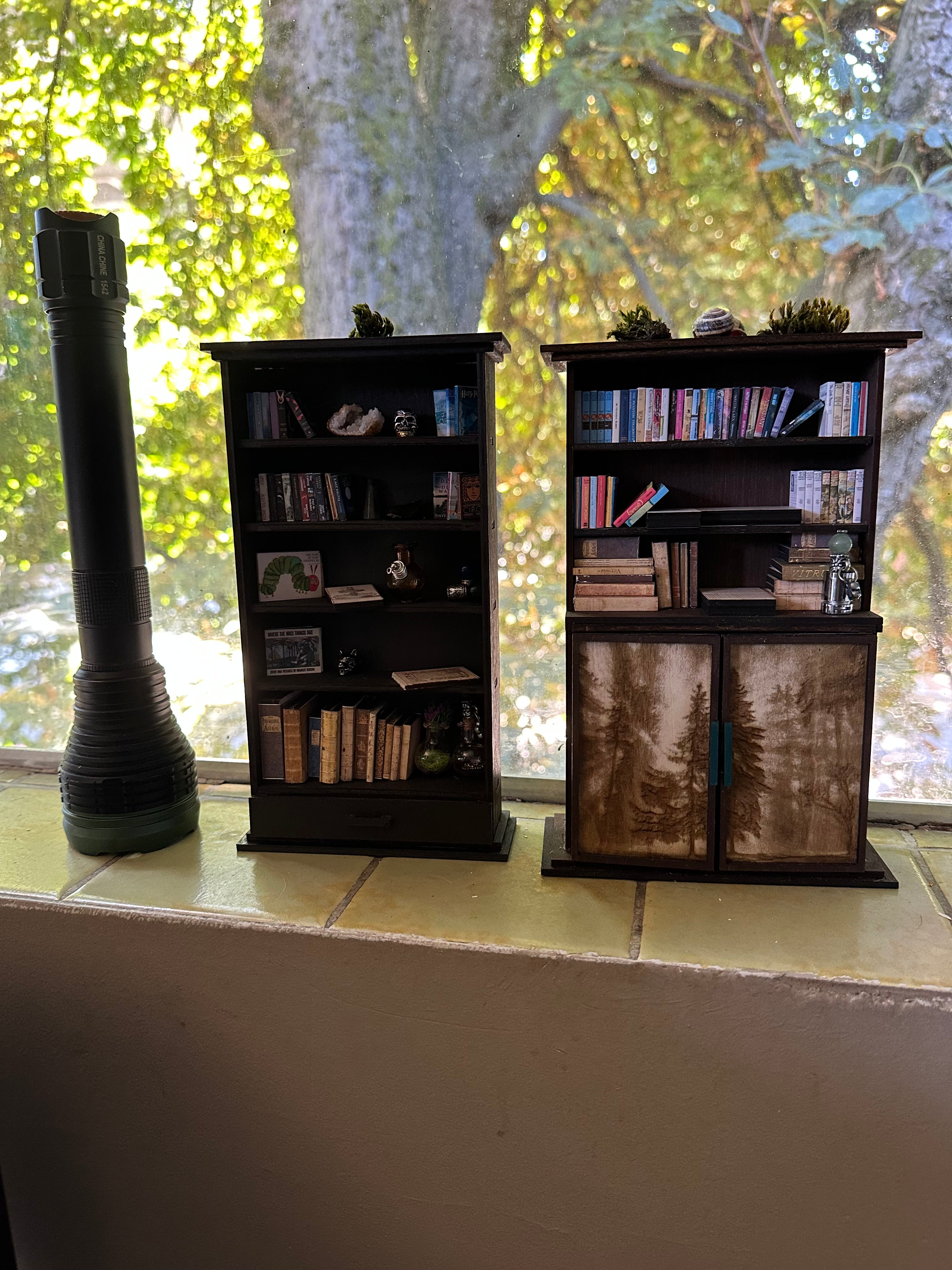 Miniature 1:12 scale Bookcase: Style 3